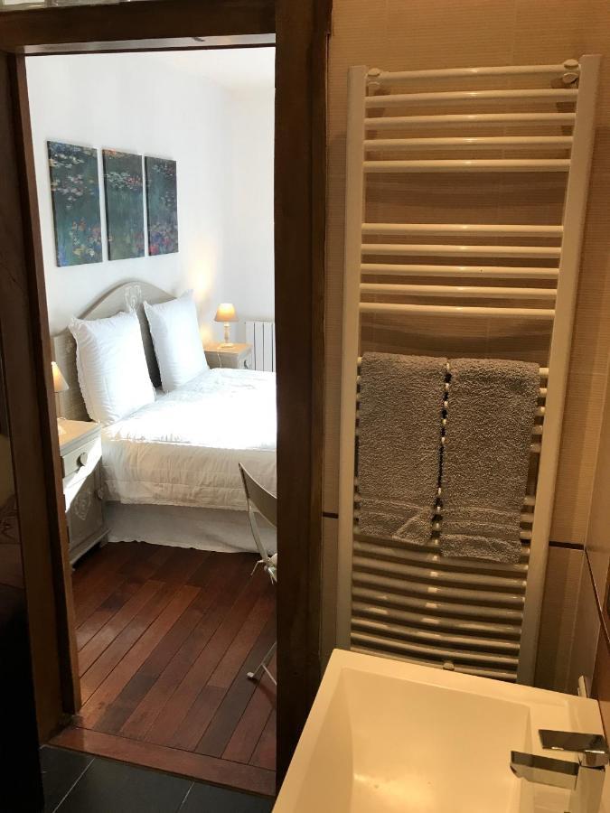 Rose Garden Mezzanine Bed and Breakfast Ζιβερνί Εξωτερικό φωτογραφία