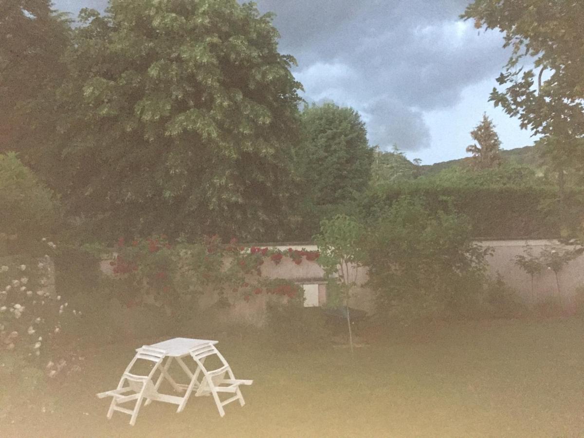 Rose Garden Mezzanine Bed and Breakfast Ζιβερνί Εξωτερικό φωτογραφία